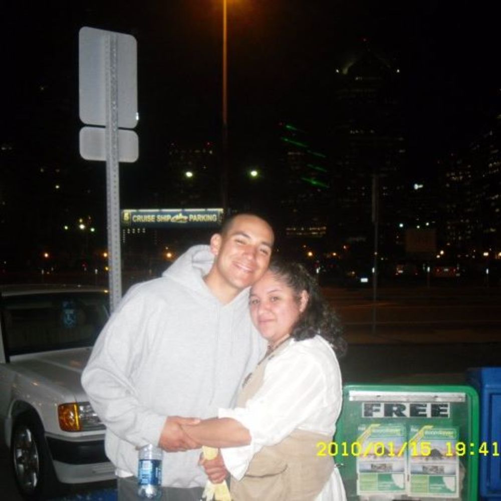 Meet your Posher, Glow